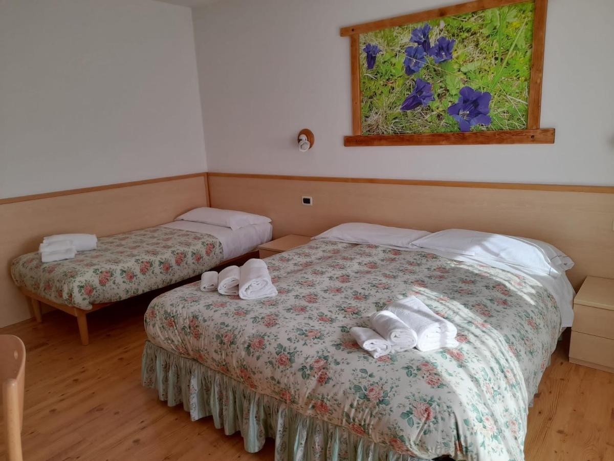 Hotel Garni B&B Maffei ปินโซโล ภายนอก รูปภาพ