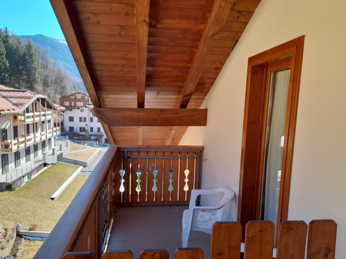 Hotel Garni B&B Maffei ปินโซโล ภายนอก รูปภาพ